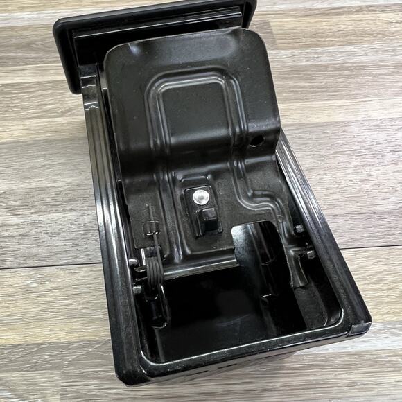 00-06 Subaru Legacy Outback Baja dash console ashtray insert 66160-AE000 - JL497 - Picture 6 of 6